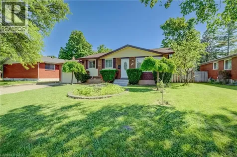 543 Glen Forrest Boulevard Waterloo ON N2L 4J3