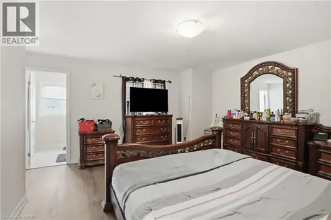 584 Julia Drive Welland ON L3C 0G8