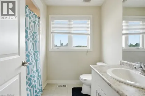 584 Julia Drive Welland ON L3C 0G8