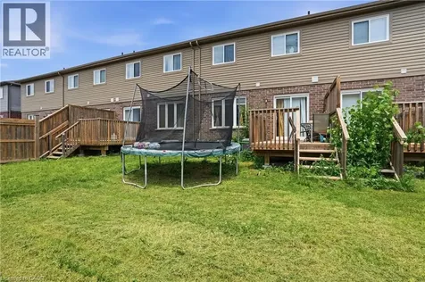 584 Julia Drive Welland ON L3C 0G8