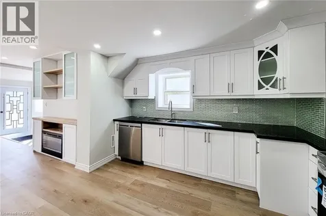 727 College Avenue Woodstock ON N4S 2C7