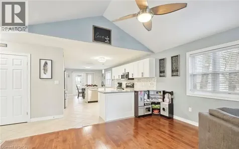 996 Beach Boulevard Hamilton ON L8H 6Z4
