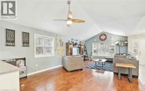 996 Beach Boulevard Hamilton ON L8H 6Z4