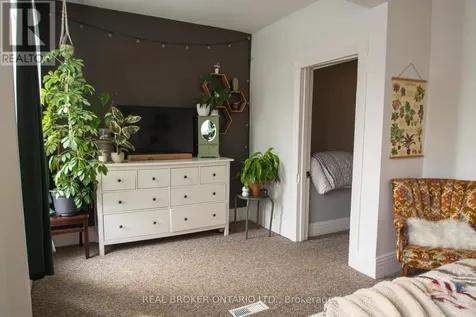 132 Grant Avenue Hamilton (stinson) ON L8N 2X7
