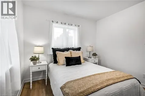 35 Eighth Avenue Brantford ON N3S 1C1