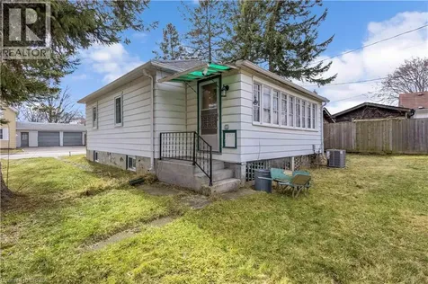 35 Eighth Avenue Brantford ON N3S 1C1
