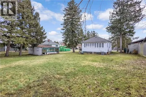 35 Eighth Avenue Brantford ON N3S 1C1