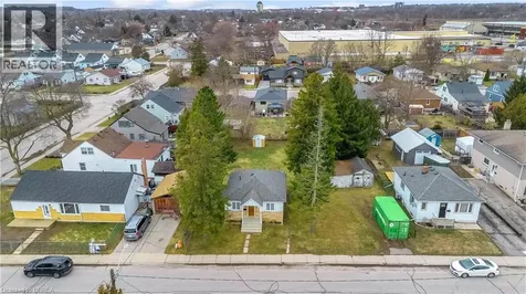 35 Eighth Avenue Brantford ON N3S 1C1