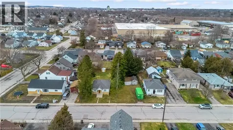 35 Eighth Avenue Brantford ON N3S 1C1