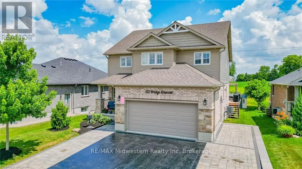 122 Bridge Crescent Minto ON N0G 2P0
