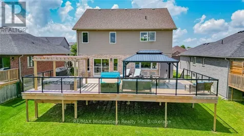 122 Bridge Crescent Minto ON N0G 2P0