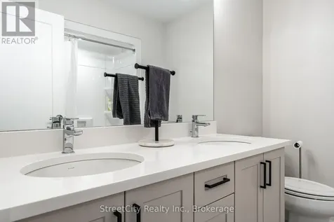 206 Orr Street Stratford ON N5A 0J7