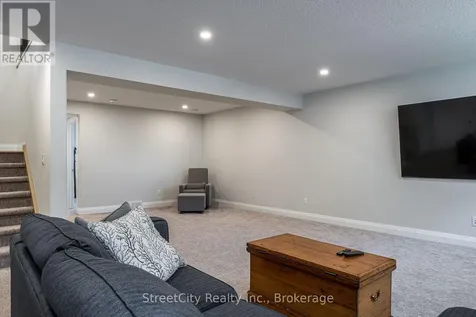 206 Orr Street Stratford ON N5A 0J7