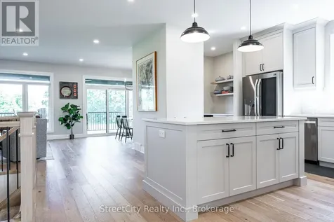 206 Orr Street Stratford ON N5A 0J7