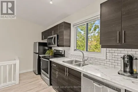 168 Escarpment Crescent Collingwood ON L9Y 5B4