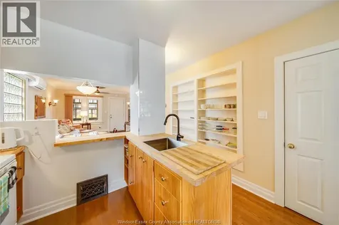 83 Shepherd Street East Windsor ON N8X 2K1