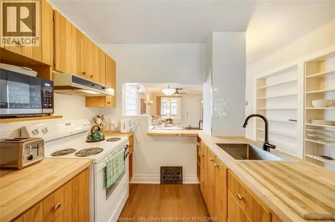 83 Shepherd Street East Windsor ON N8X 2K1
