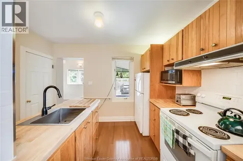 83 Shepherd Street East Windsor ON N8X 2K1