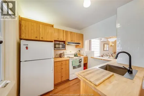 83 Shepherd Street East Windsor ON N8X 2K1