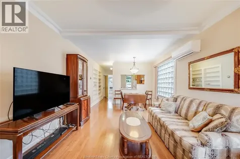 83 Shepherd Street East Windsor ON N8X 2K1