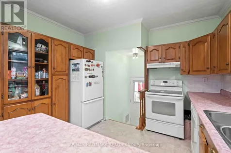 318 Shakespeare Street Ottawa ON K1L 5M2