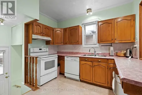 318 Shakespeare Street Ottawa ON K1L 5M2