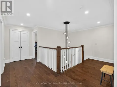 47 Park Avenue East Burlington (lasalle) ON L7T 1Y2