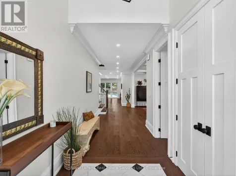 47 Park Avenue East Burlington (lasalle) ON L7T 1Y2