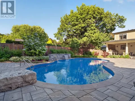 47 Park Avenue East Burlington (lasalle) ON L7T 1Y2
