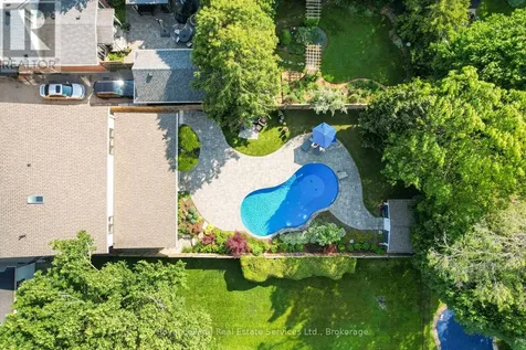 47 Park Avenue East Burlington (lasalle) ON L7T 1Y2