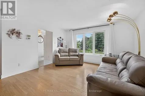1064 Moffatt Drive Ottawa ON K4C 1B7