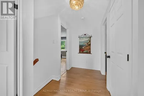 1064 Moffatt Drive Ottawa ON K4C 1B7