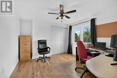 1064 Moffatt Drive Ottawa ON K4C 1B7