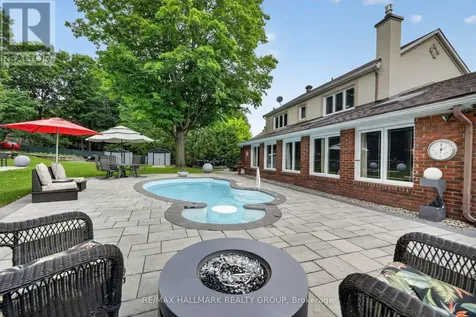 1064 Moffatt Drive Ottawa ON K4C 1B7