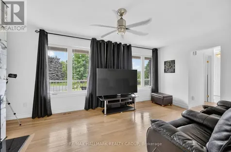 1064 Moffatt Drive Ottawa ON K4C 1B7