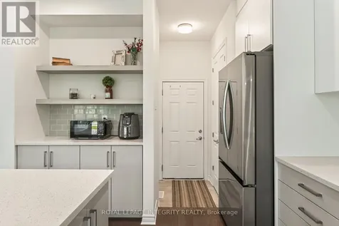 655 Persimmon Way Ottawa ON K1W 0T2