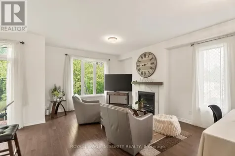 655 Persimmon Way Ottawa ON K1W 0T2