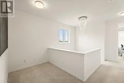 655 Persimmon Way Ottawa ON K1W 0T2