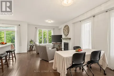 655 Persimmon Way Ottawa ON K1W 0T2