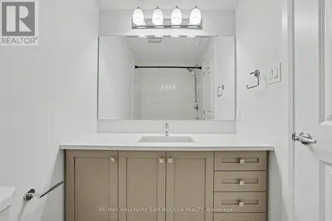 215 Eldorado Private Ottawa ON K2K 0N9