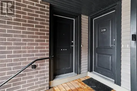215 Eldorado Private Ottawa ON K2K 0N9