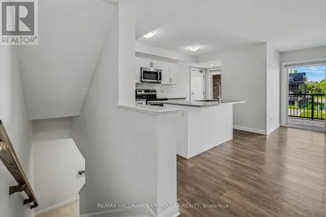215 Eldorado Private Ottawa ON K2K 0N9