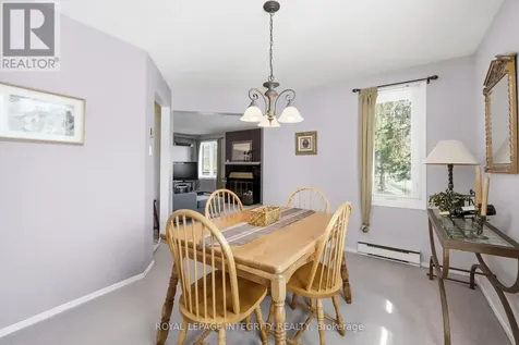 545 Canteval Terrace Ottawa ON K4A 2E4