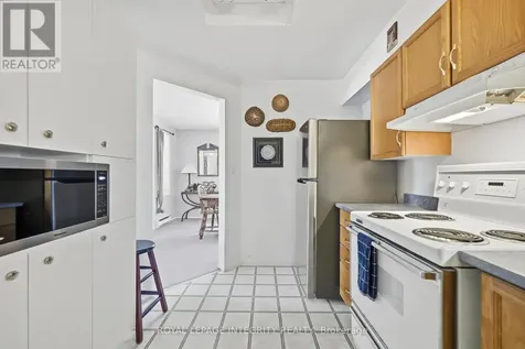 545 Canteval Terrace Ottawa ON K4A 2E4