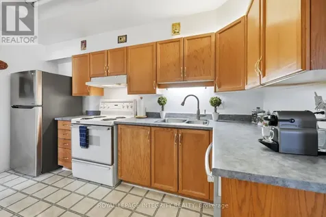 545 Canteval Terrace Ottawa ON K4A 2E4