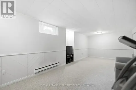 545 Canteval Terrace Ottawa ON K4A 2E4