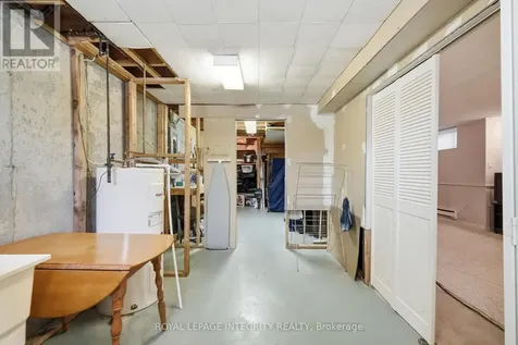 545 Canteval Terrace Ottawa ON K4A 2E4