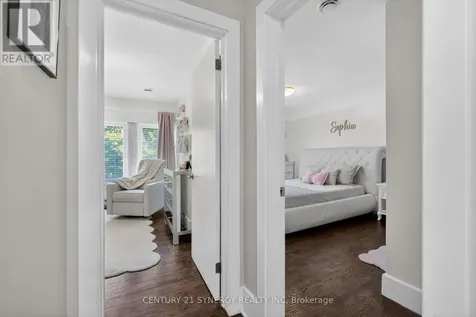 719 Island Park Drive Ottawa ON K1Y 0B8