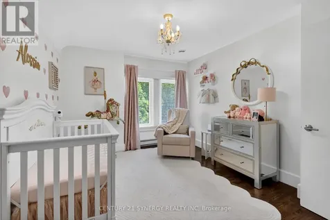 719 Island Park Drive Ottawa ON K1Y 0B8