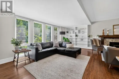 719 Island Park Drive Ottawa ON K1Y 0B8